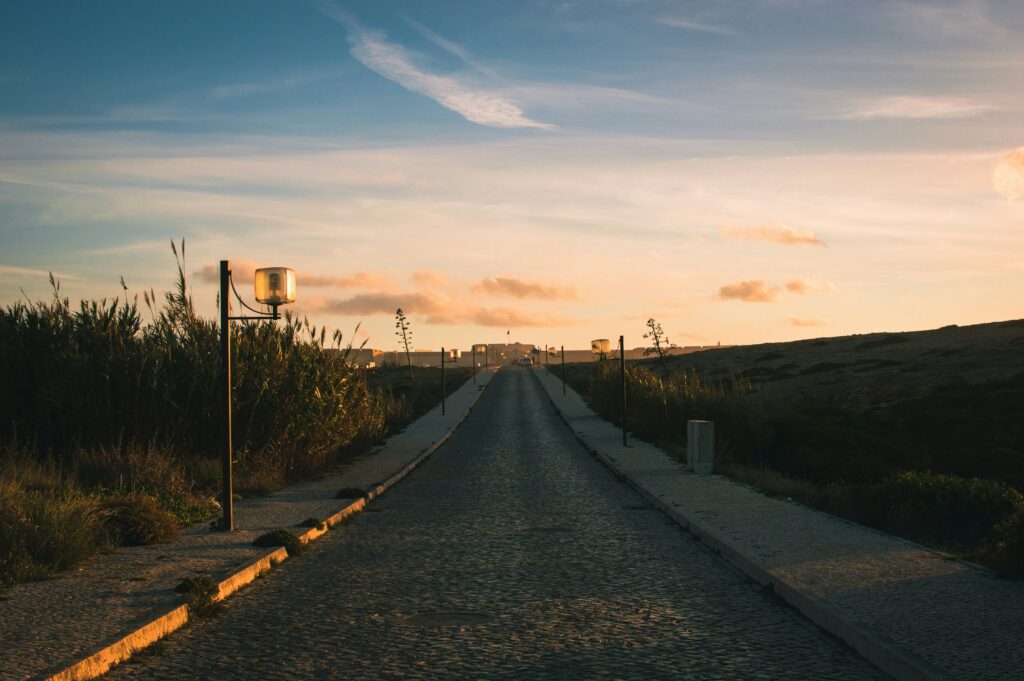 Sagres Road to Castle
